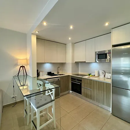 Apartment Why Knot Beach, Marina Nearby