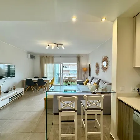 Why Knot Beach, Marina Nearby Apartment *