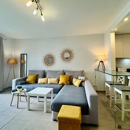 Why Knot Beach, Marina Nearby *