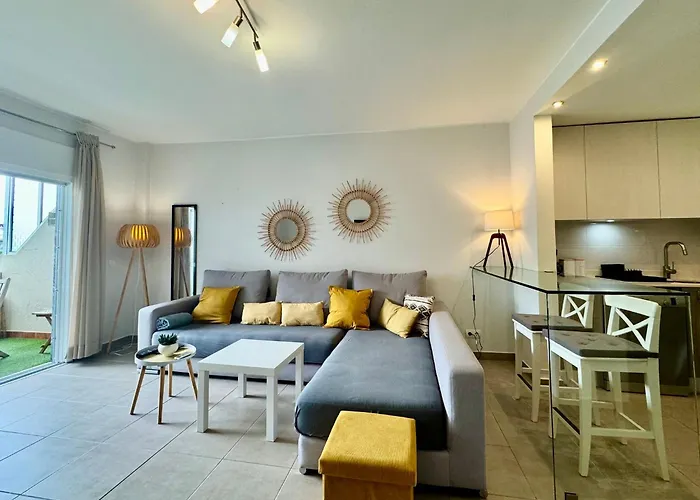 Why Knot Beach, Marina Nearby *